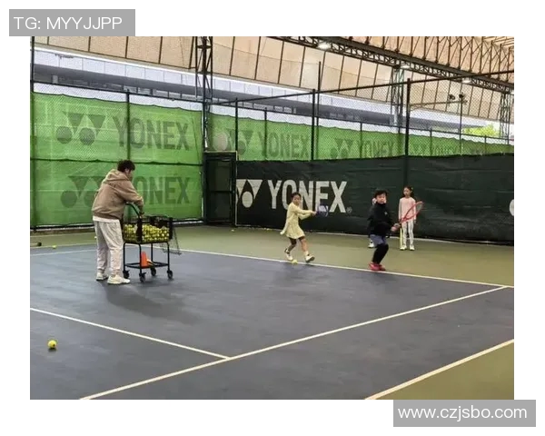 上海网球队状态揭秘：网球巨献背后的训练与挑战